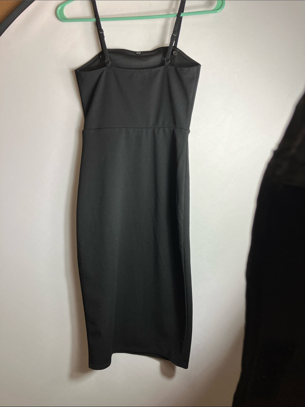 Planet Gold Black Midi Slip Dress with Spaghetti Straps - Picture 7 of 9